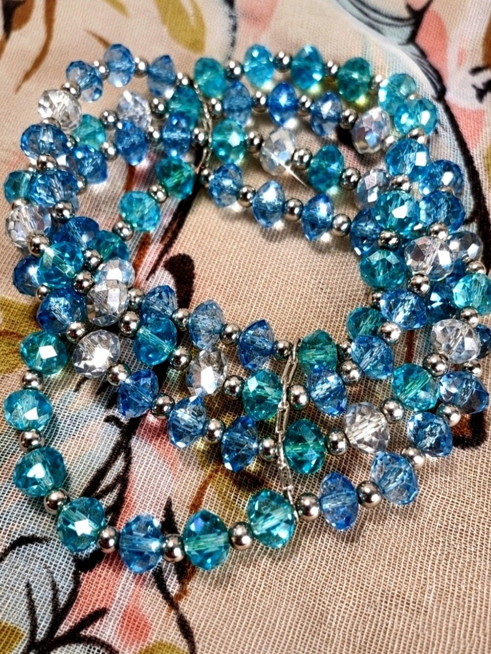 Azure Blue Faceted Glass Crystal Roll On 4 Strand Stretch Silver Tone Bracelet